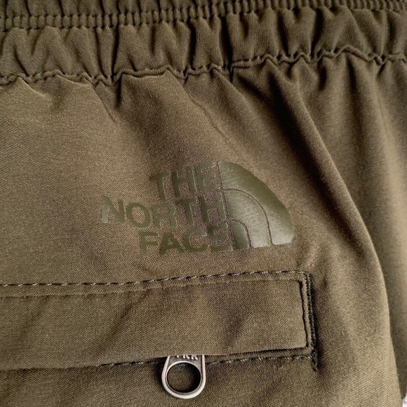The North Face Womens Cargo Capri Pants Size L 34-36 Green Elastic Waist Stretch - Picture 3 of 13